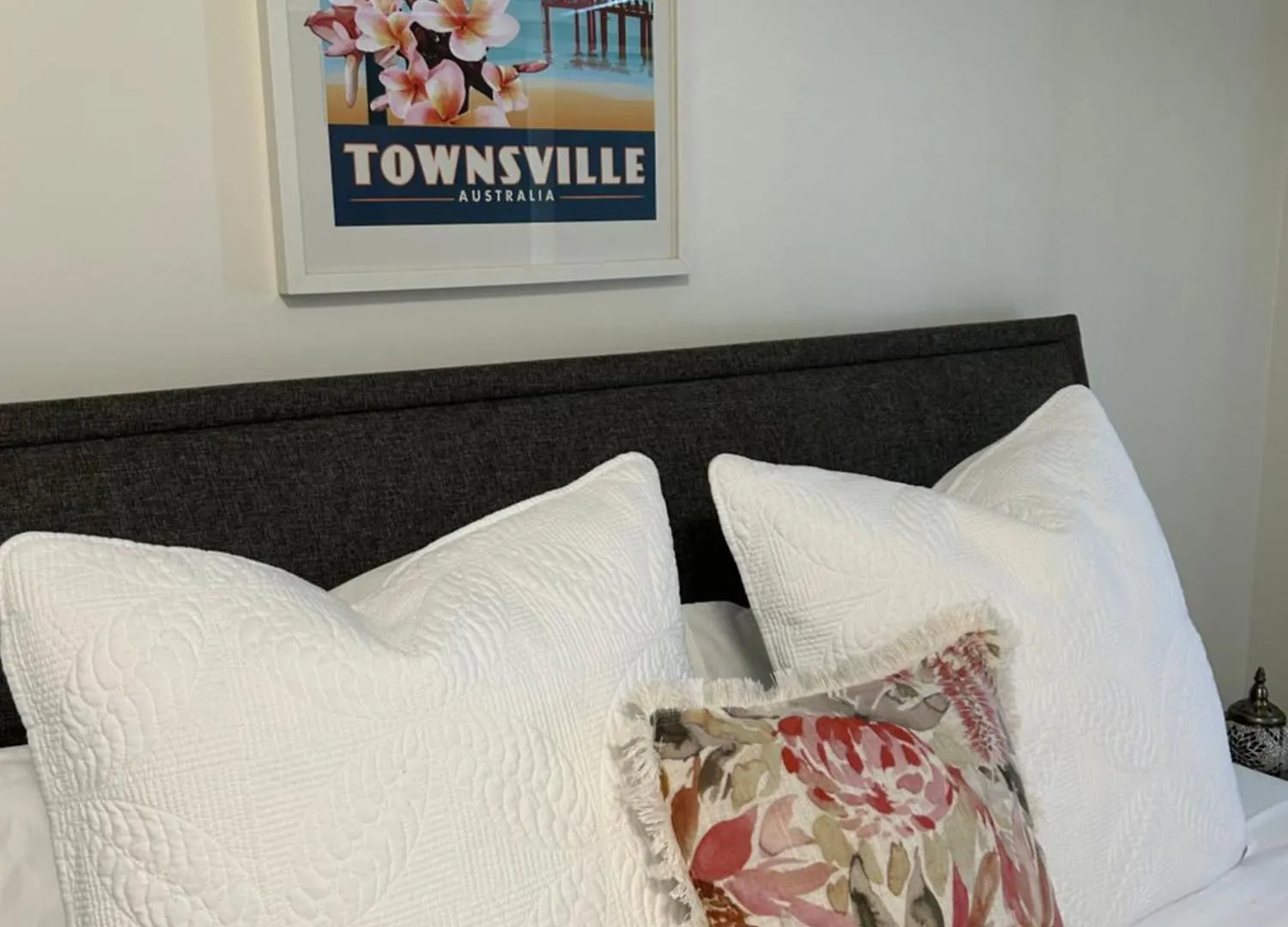 Walk To Palmer B&B - U21 Townsville Australia